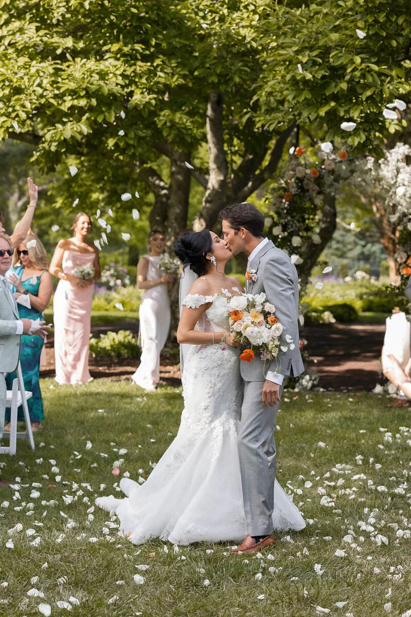 Spring Garden Wedding at Belmont Manor image 44