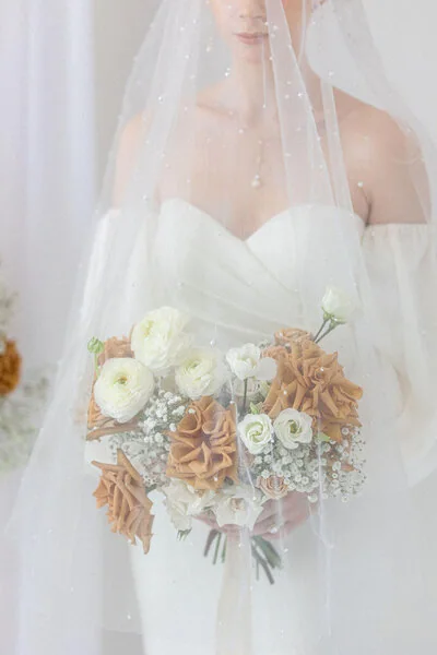 Refined bridal portrait