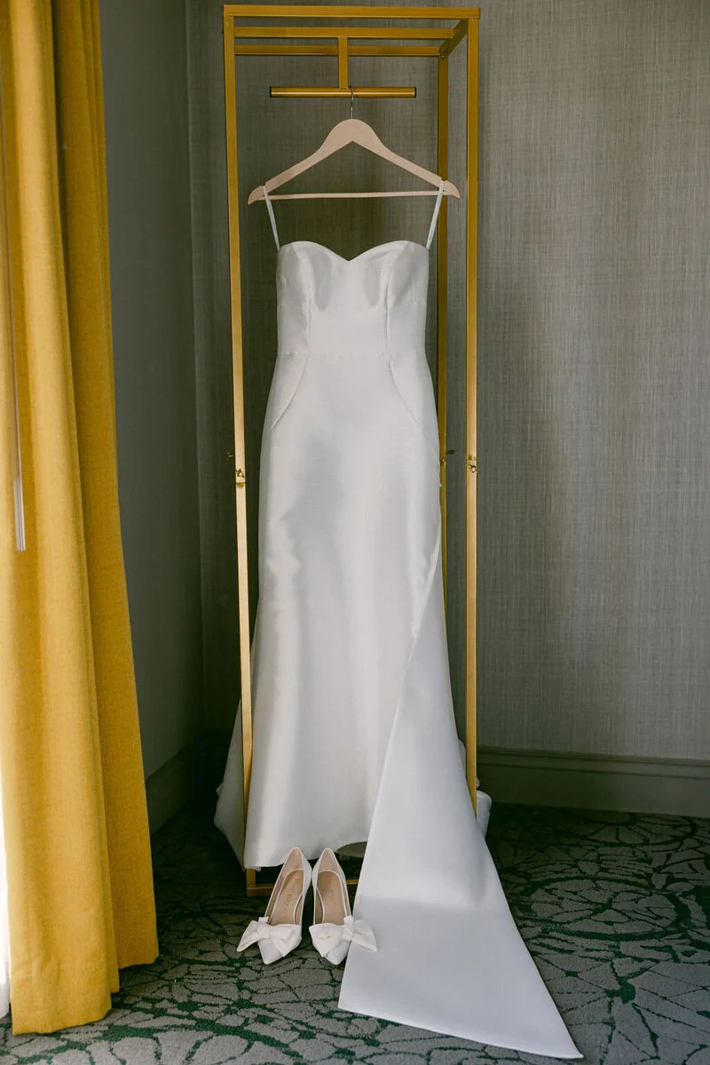 Harbour View Summer Wedding image 7